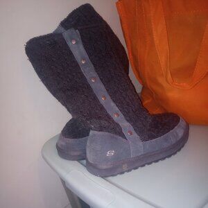 Skechers Fahrenheit Sweater Knit / Suede Boots